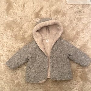 Baby gap 6-12 m FUZZY BEAR Jacket